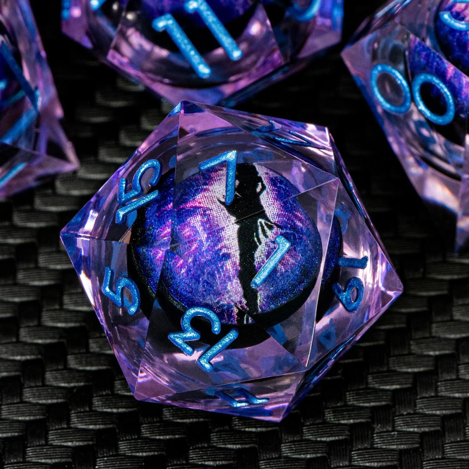 ARUOHHA DND Resin Dice Dragon Eye Dice Liquid Core Purple Sharp Edged Dice Set with Gift Box, Polyhedral D and D Dice Set Compatible with Dungeons and Dragons Role Playing Game D20 D12 D10 D8 D6
