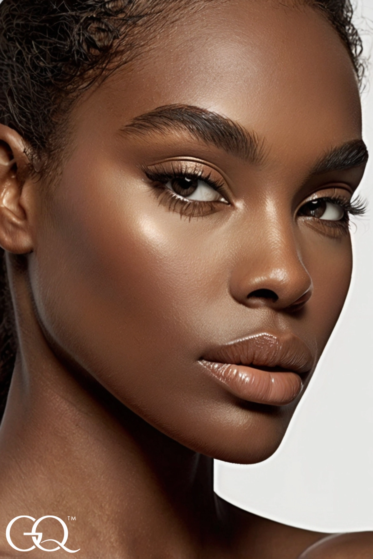 Automatic Eyebrow Pencil - Ash Brown (0.22g) | GLOWNIQUE
