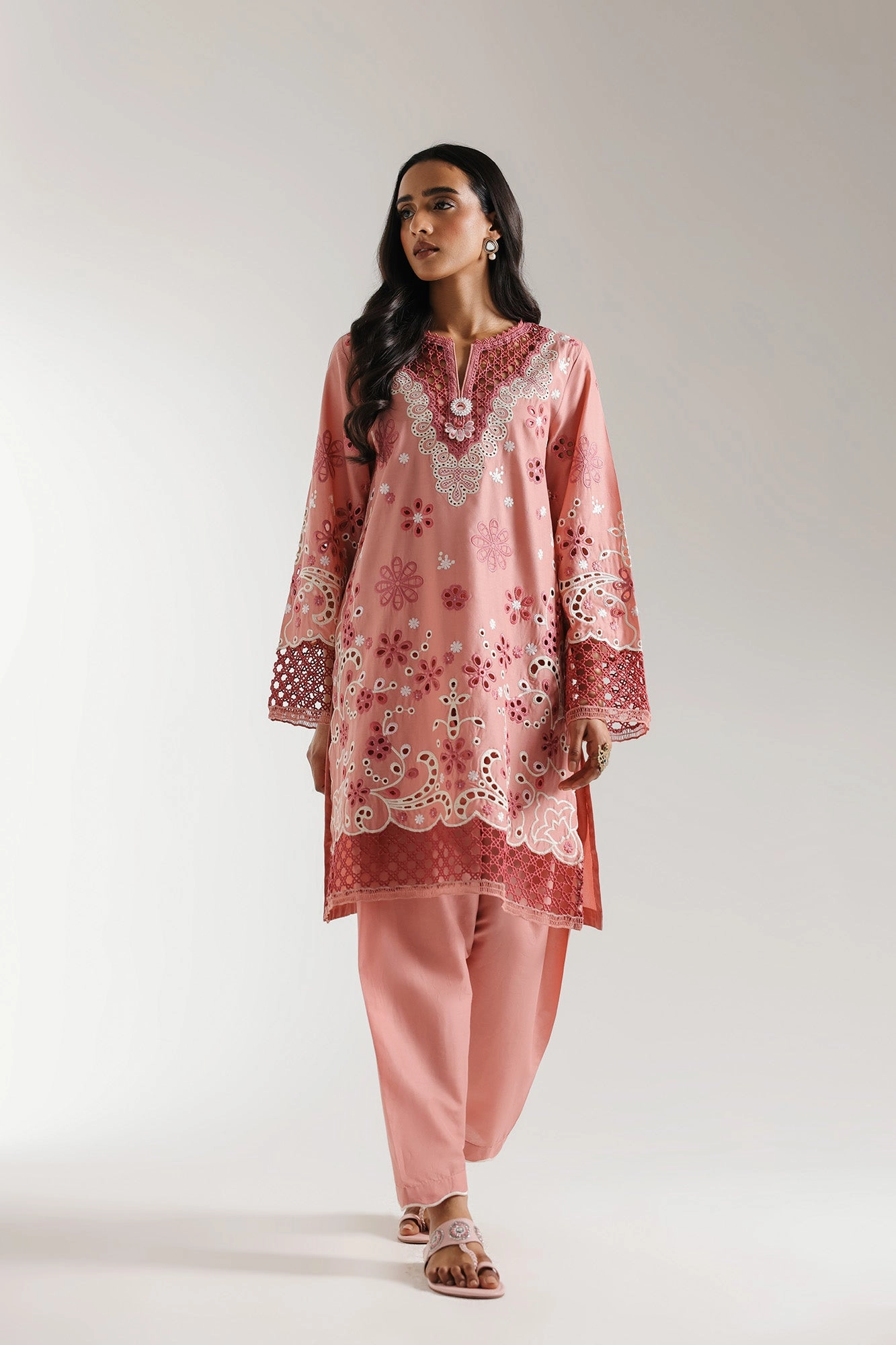 EMBROIDERED SUIT (E3120/103/314)