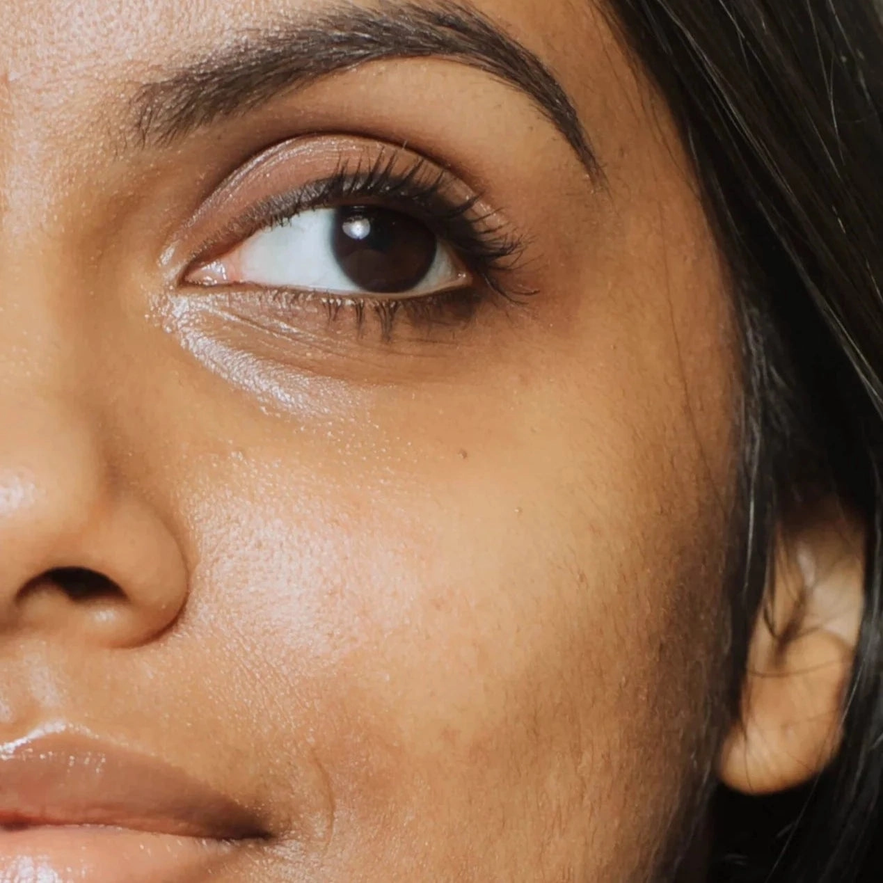 Essential Mascara - Zero Waste Mascara, Vegan, Cruelty Free, Organic
