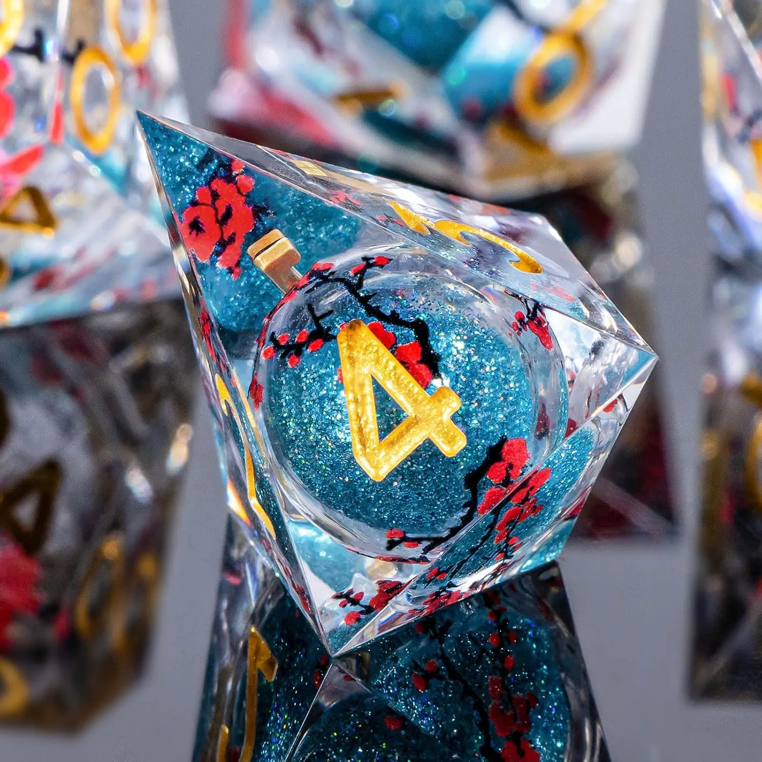 KERWELLSI Liquid Core Flower DND Dice Set with Box, 7Pcs Resin Plum Blossom Resin Sharp Edge Polyhedral Dice, Blue Role Playing Dice D20 D12 D10 D8 D6 D4