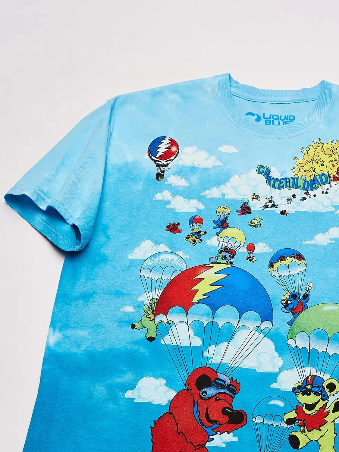 Liquid Blue Men's Grateful Dead Parachuting Bear Short Sleeve T-Shirt