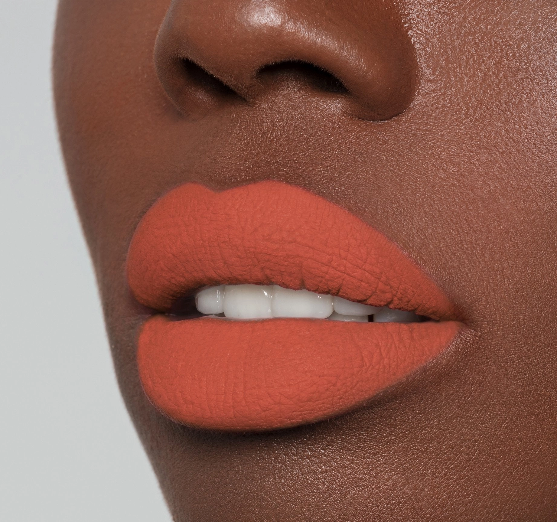MATTE LIQUID LIPSTICK - PEANUT