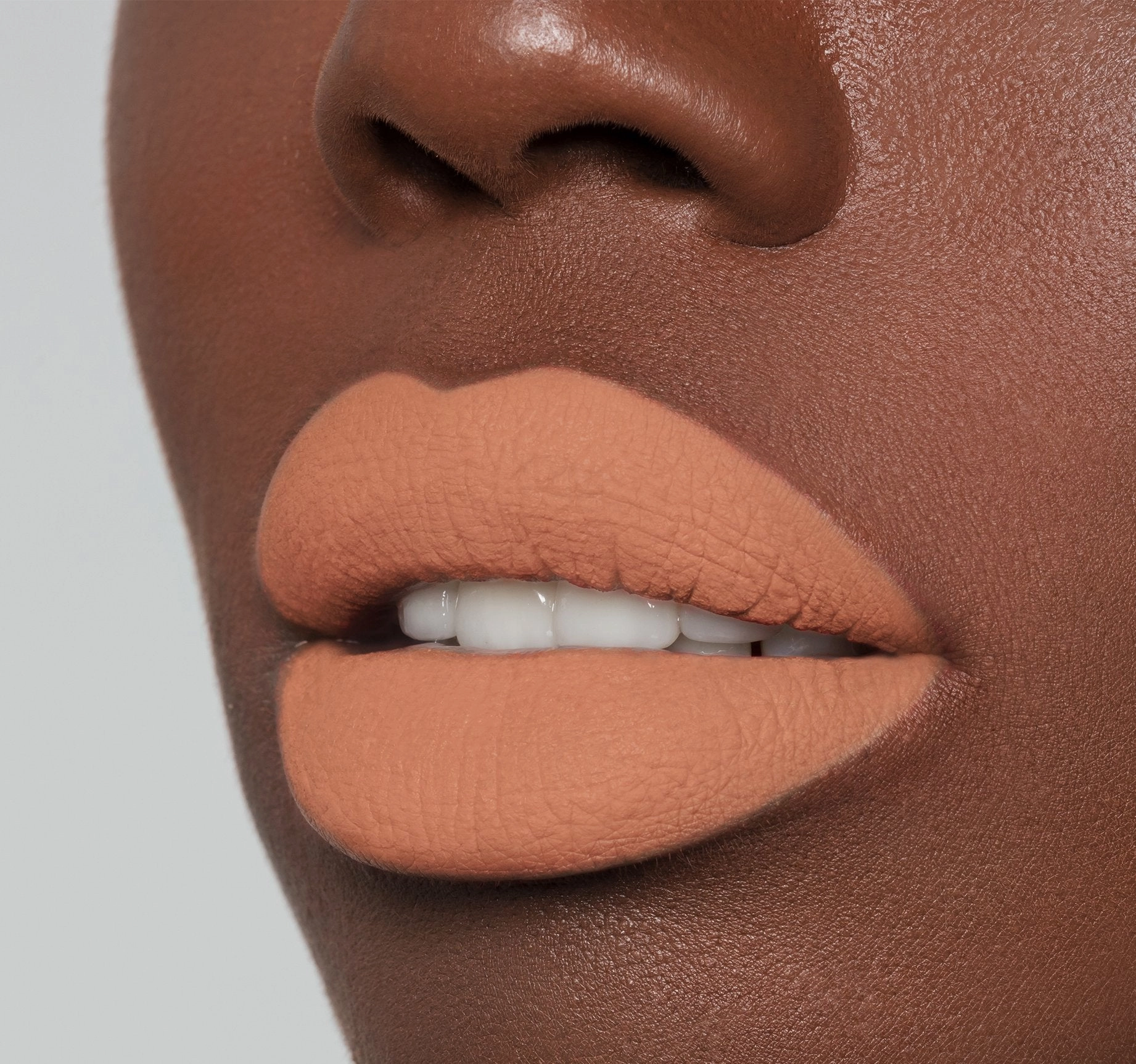 MATTE LIQUID LIPSTICK - TAUNT