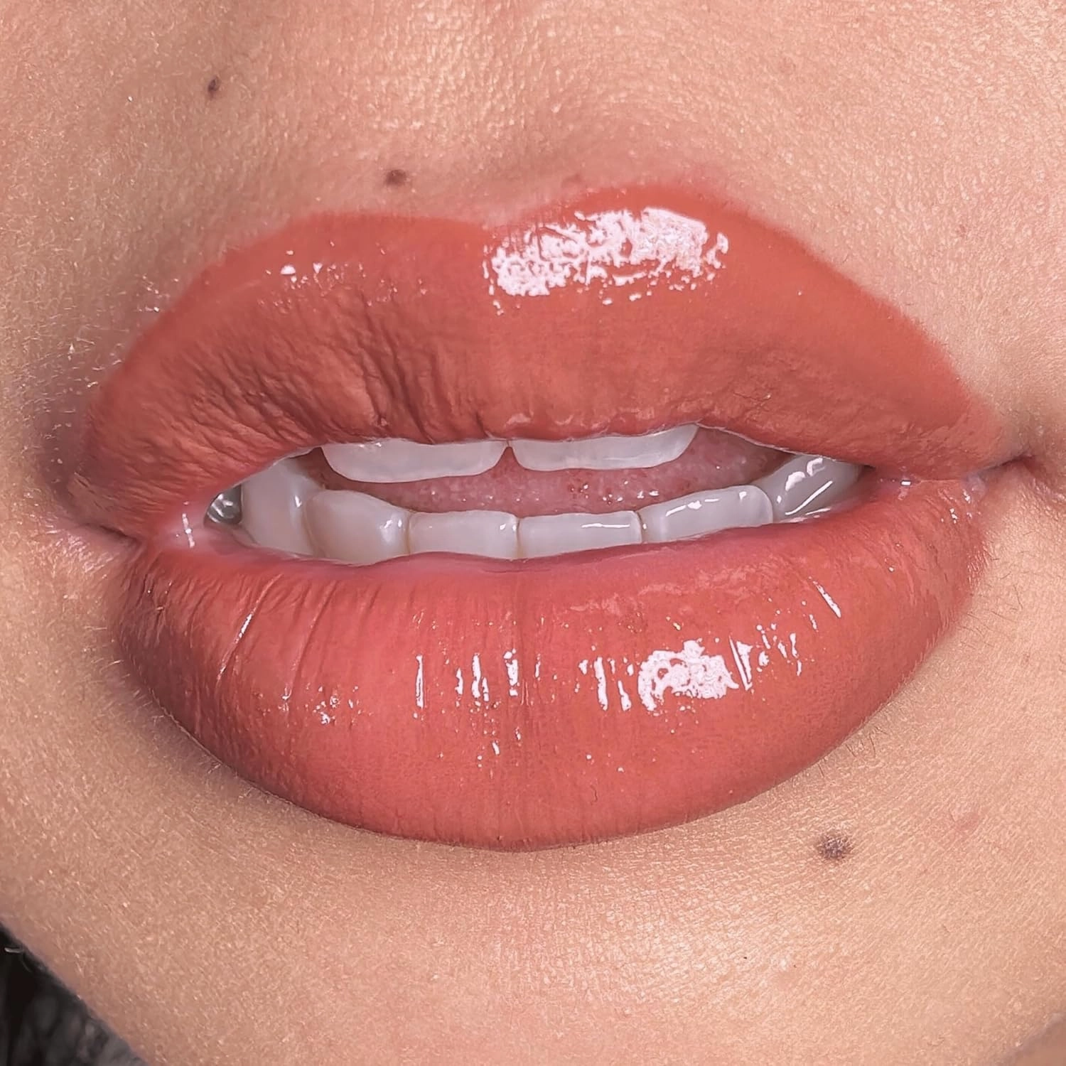 nude envie - Lip Liner - Smooth, Precise & Easy Application - Pigmented, Long-Lasting Lip Pencil - Add Definition - Prevents Feathering - Sharpenable - Vegan, Paraben-Free & Cruelty-Free - Spicy
