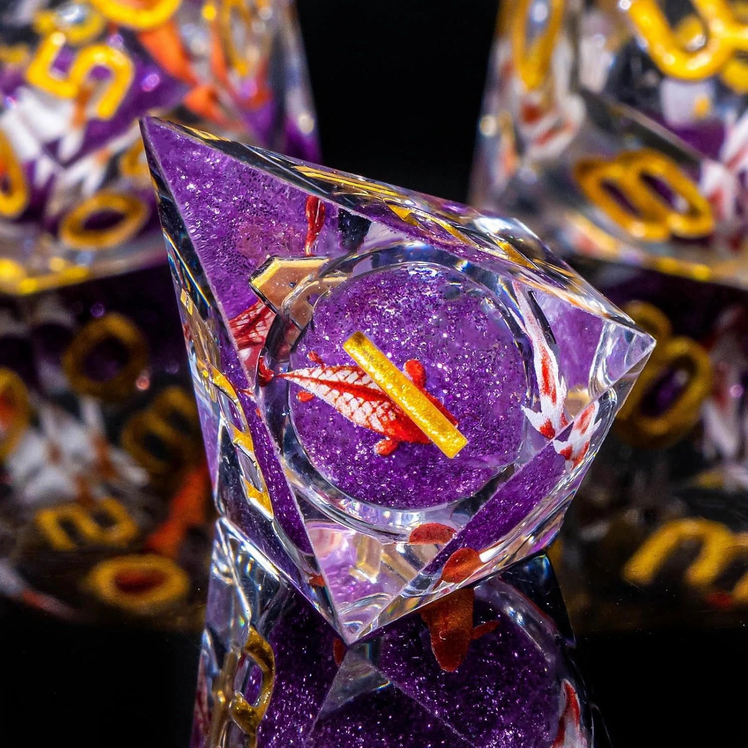 OUKELANWO Liquid Core Koi Fish DND Dice Set D&D,Purple Sharp Edge Dice with Gift Box, 7Pcs Resin Role Playing Dice D20 D12 D10 D8 D6 D4