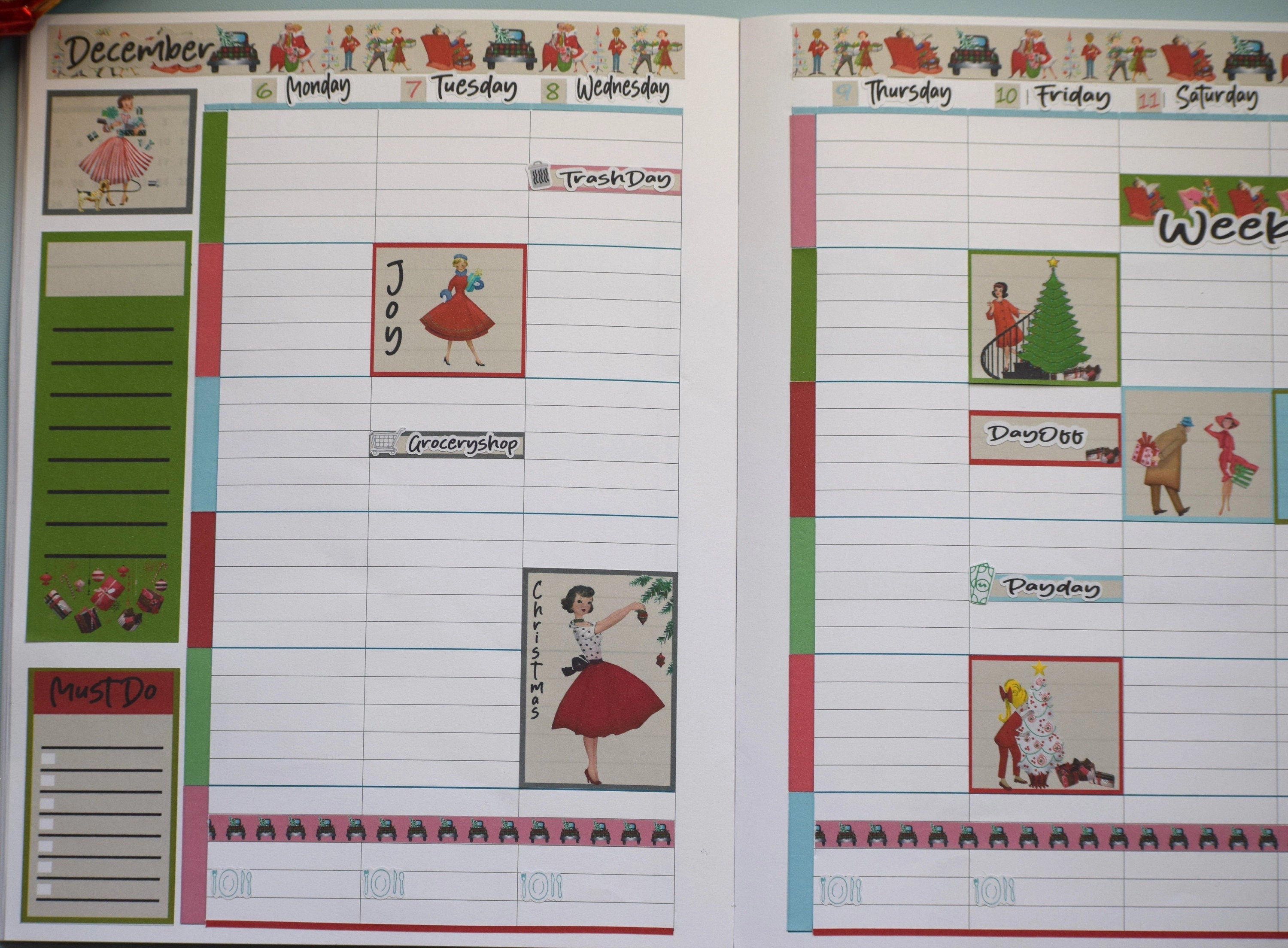 Plum Paper 7x9 ME Weekly Planner Sticker Kit #15, Retro Christmas