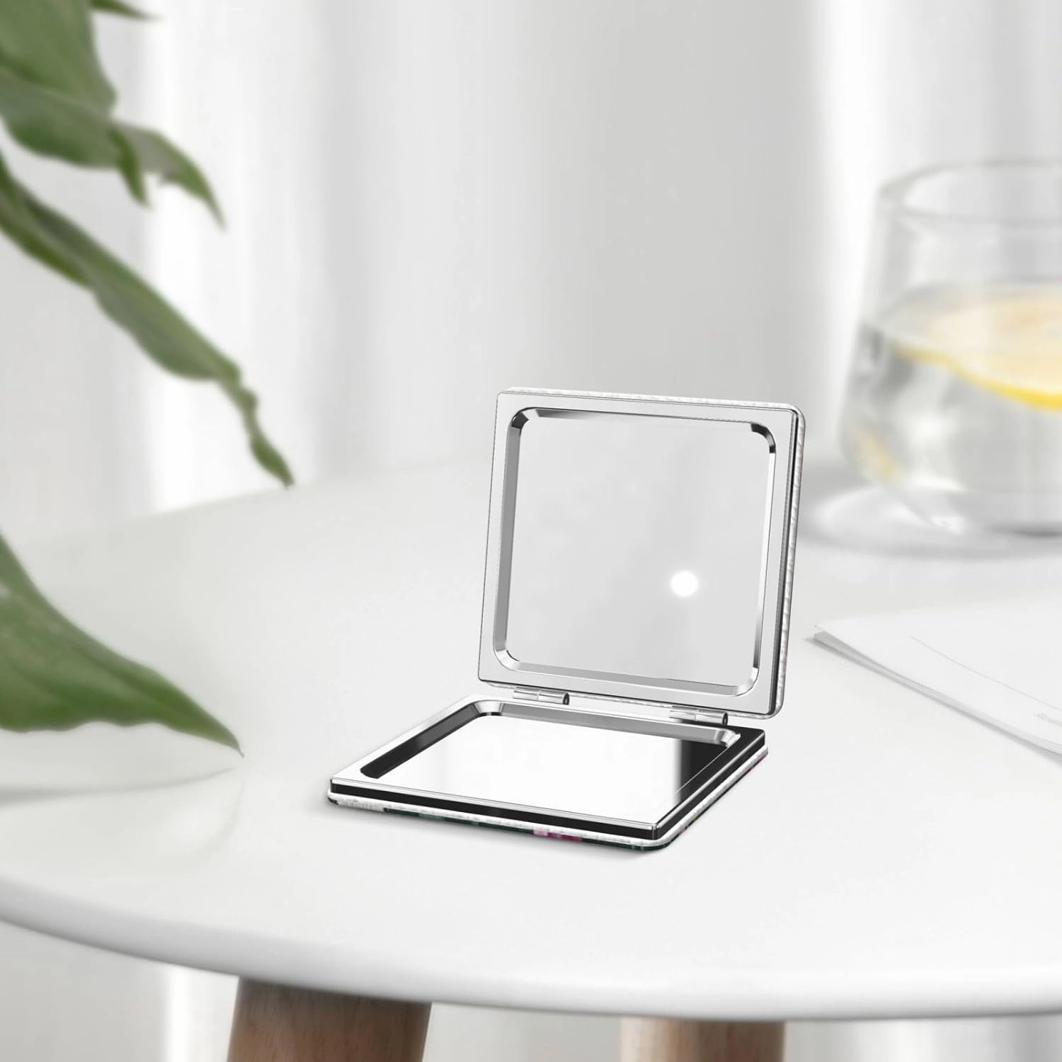 Portable Pocket Makeup Mirror Beautiful Purple Flowers Travel Cosmetic Mirror Square Print Magnifying Compact Mirror for Eyelash