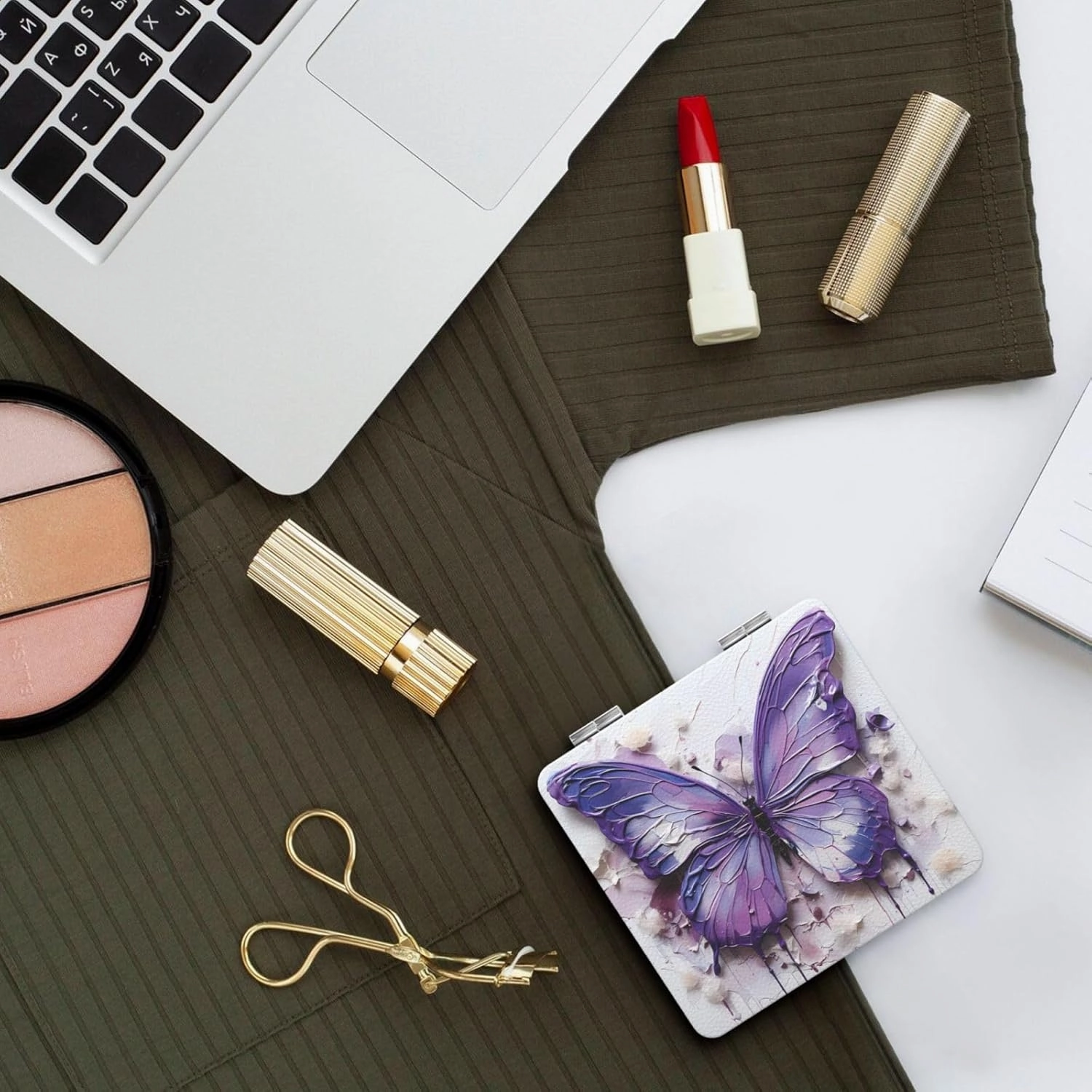 Portable Pocket Makeup Mirror Purple Oil Painting Butterfly Travel Cosmetic Mirror Square Print Magnifying Compact Mirror for Eyelash