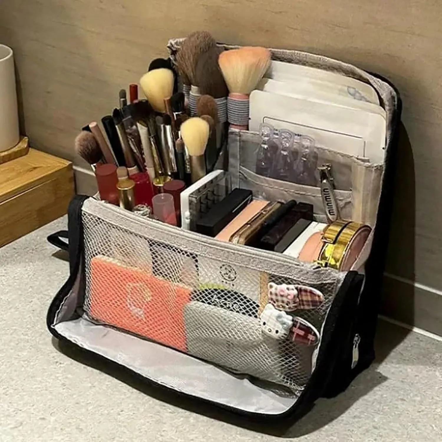 Standing Makeup Bag, Doresty Standing Makeup Bag Portable, Large Capacity, Waterproof with Compartments (Purple)