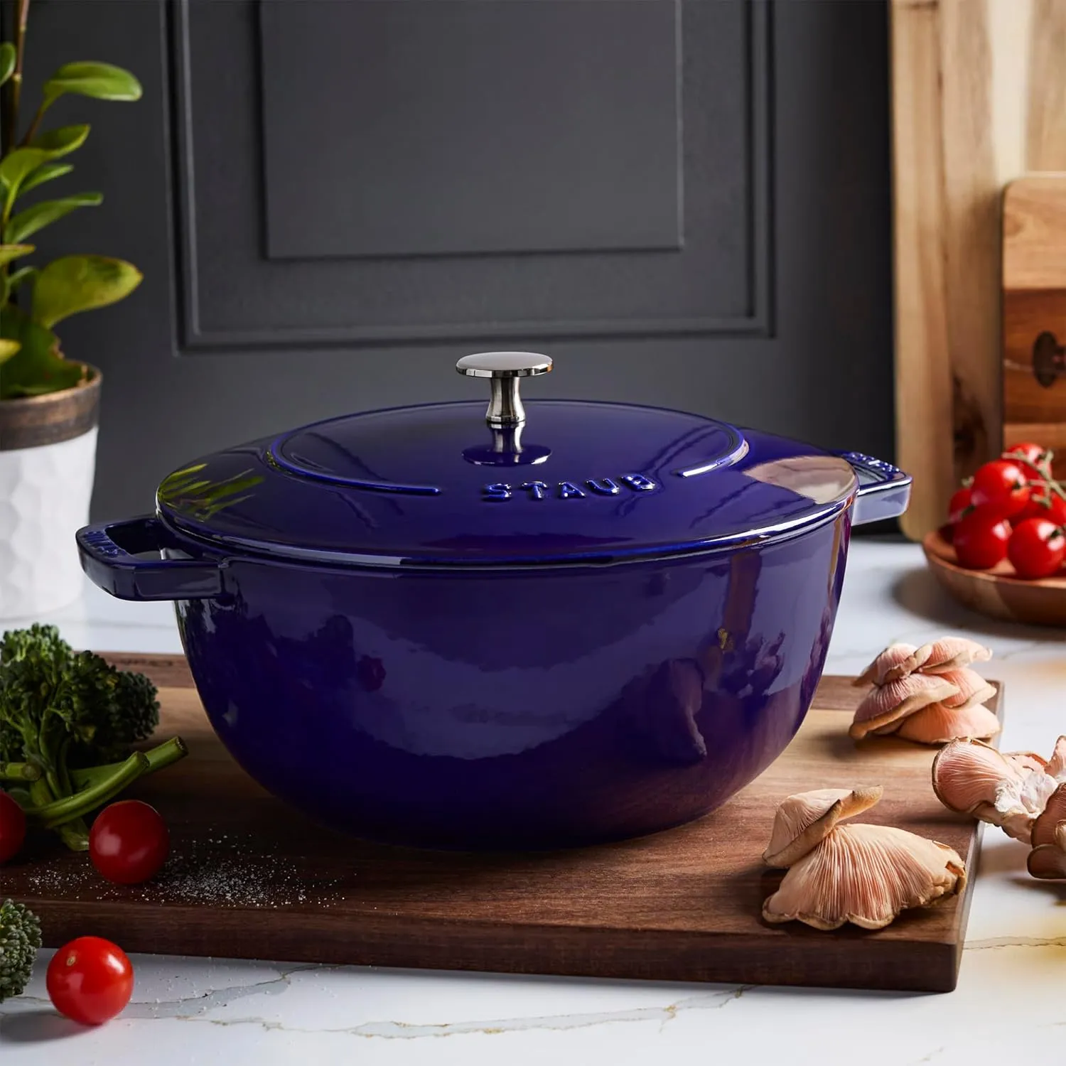 Staub Cast Iron Essential French Oven, Dutch Oven, 5-quart, serves 5-6, Made in France - Dark Blue