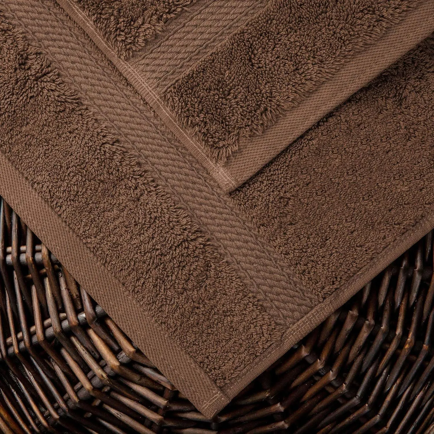 Superior Egyptian Cotton Pile 6 Piece Towel Set, Includes 2 Bath, 2 Hand, 2 Face Towels/Washcloths, Ultra Soft Luxury Towels, Thick Plush Essentials, Guest Bath, Spa, Hotel Bathroom, Chocolate