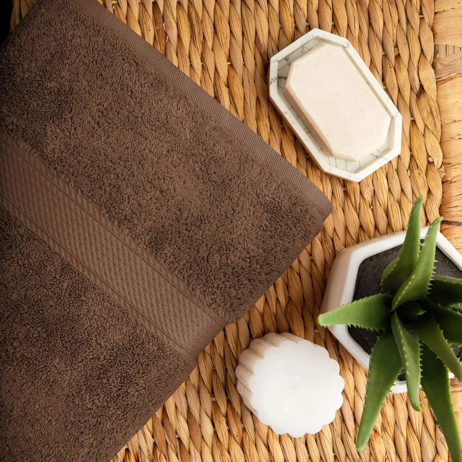 Superior Egyptian Cotton Pile 6 Piece Towel Set, Includes 2 Bath, 2 Hand, 2 Face Towels/Washcloths, Ultra Soft Luxury Towels, Thick Plush Essentials, Guest Bath, Spa, Hotel Bathroom, Chocolate