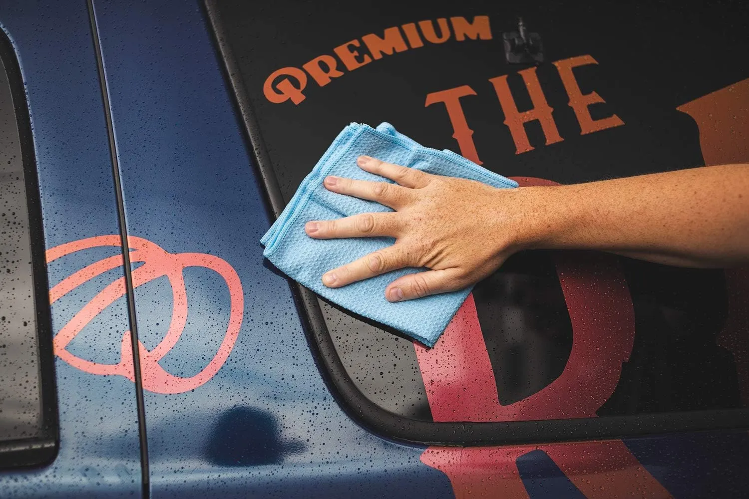 The Rag Company - Dry Me A River - Professional Korean 70/30 Blend Microfiber Waffle-Weave Drying & Detailing Towels, Soft Suede Edges, 390GSM, 20in x 40in, Light Blue (2-Pack)