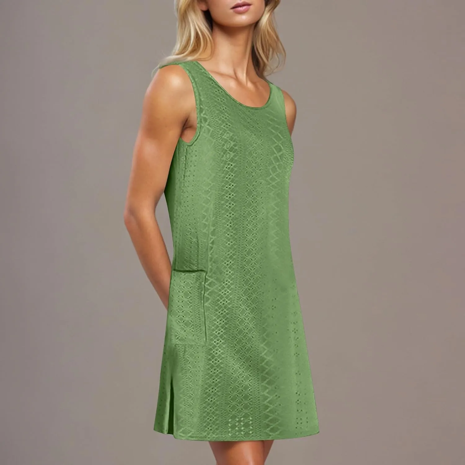 Women's Casual Dresses Soft Sleeveless Crewneck Summer Vacation Dresses with Pockets Relaxed Size Mini Dresses