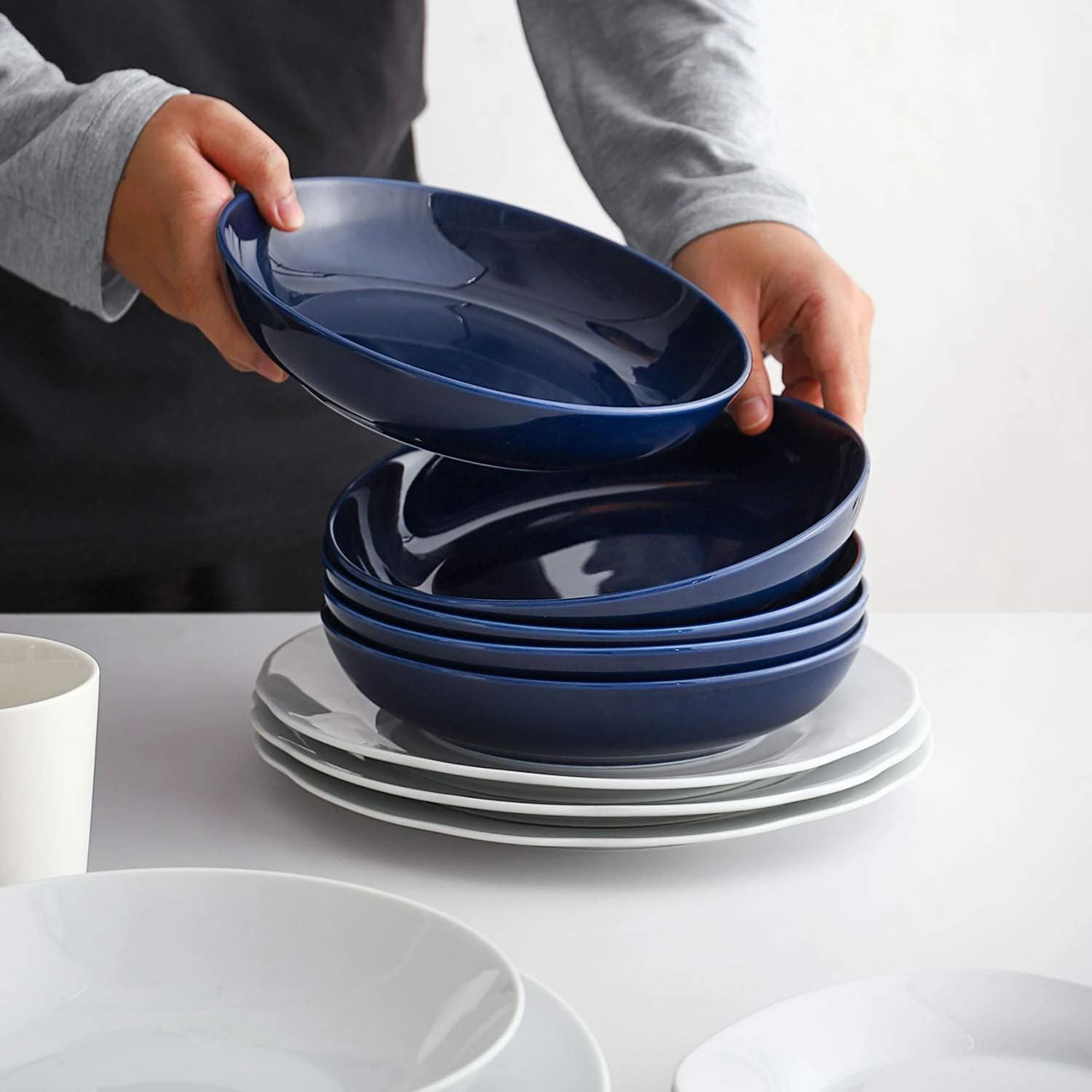 Y YHY Pasta Bowls, 30oz Soup Bowls Salad Bowls Large Serving Bowl Porcelain Pasta Plates Wide and Shallow Bowls Set of 6 Microwave Dishwasher Safe, Blue
